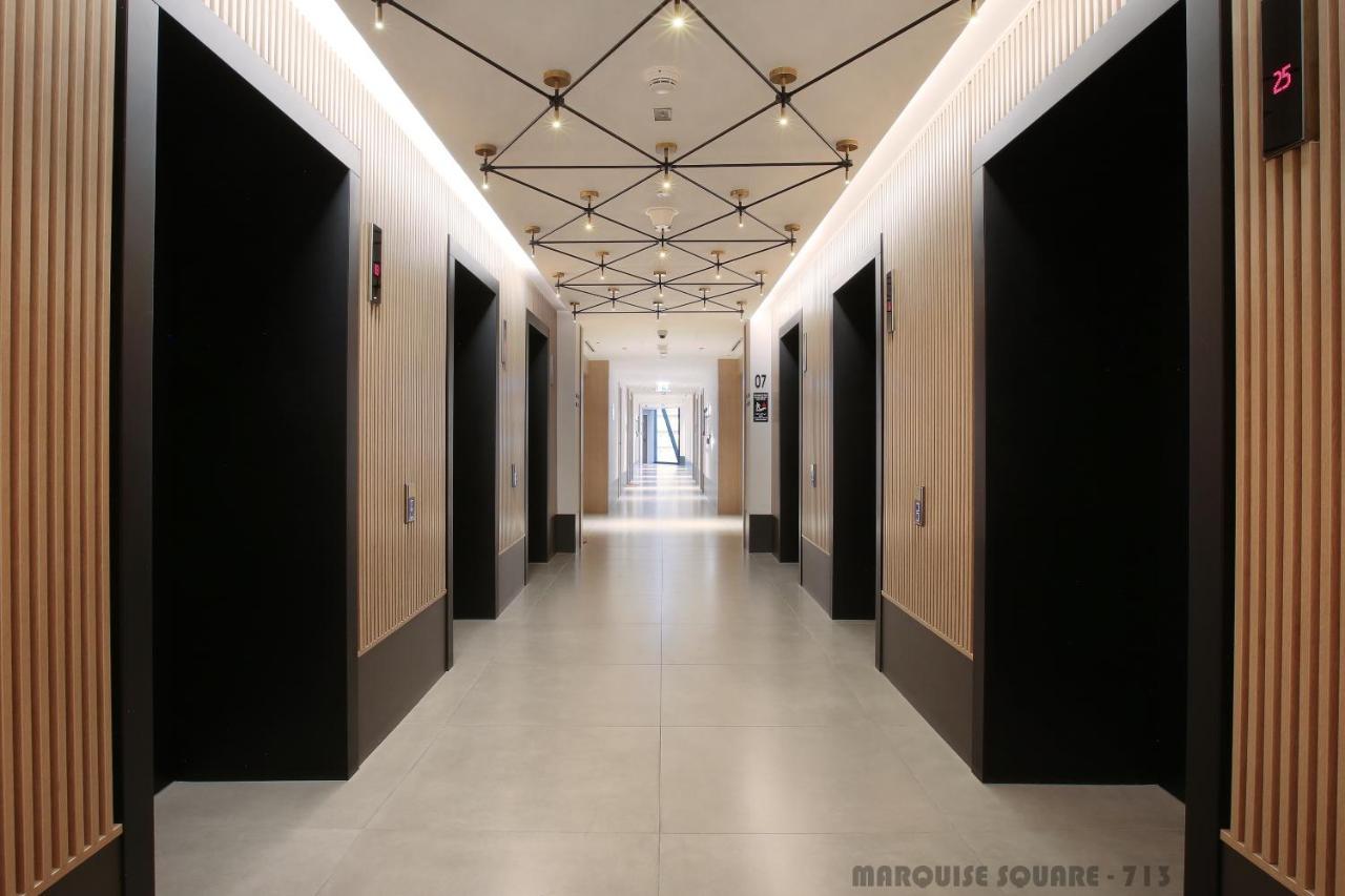 Luxury Studios With Burj Khalifa Or Canal View In Downtown - Marquise Square Tower Дубай Екстериор снимка