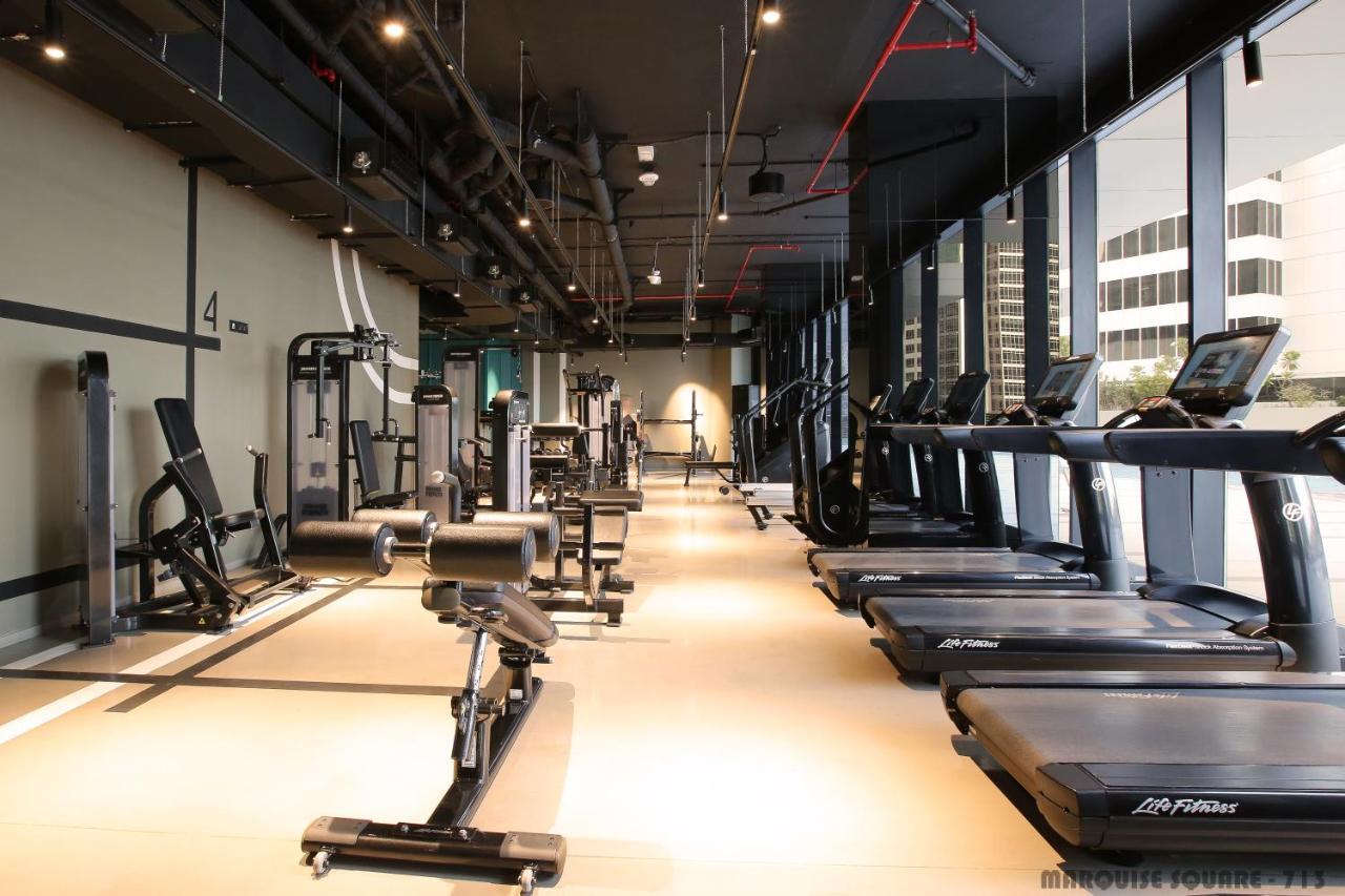 Luxury Studios With Burj Khalifa Or Canal View In Downtown - Marquise Square Tower Дубай Екстериор снимка