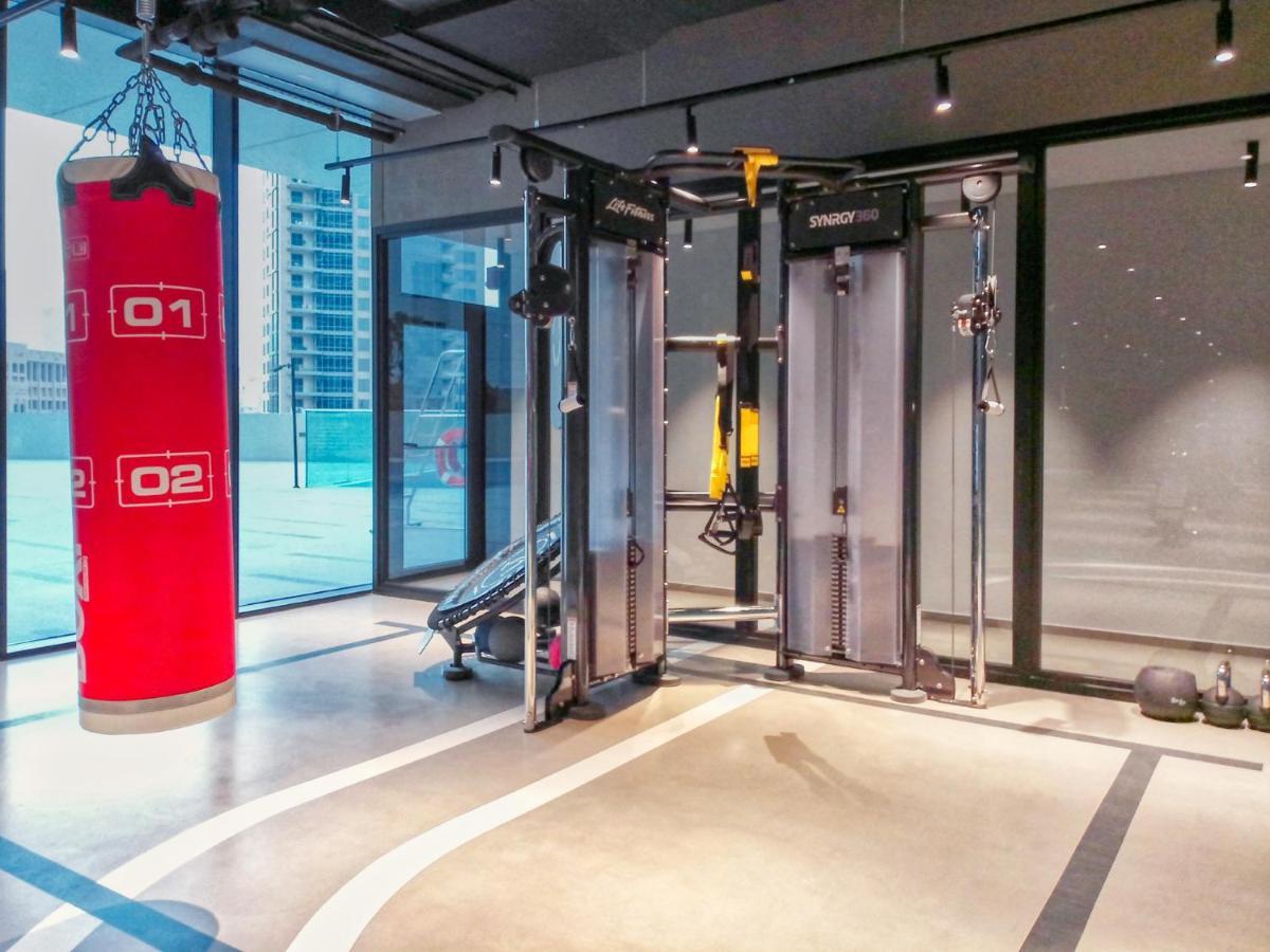 Luxury Studios With Burj Khalifa Or Canal View In Downtown - Marquise Square Tower Дубай Екстериор снимка