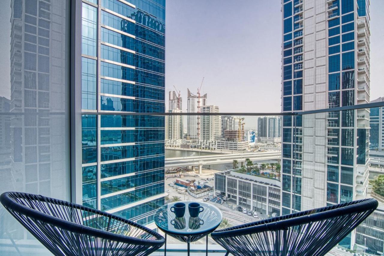 Luxury Studios With Burj Khalifa Or Canal View In Downtown - Marquise Square Tower Дубай Екстериор снимка