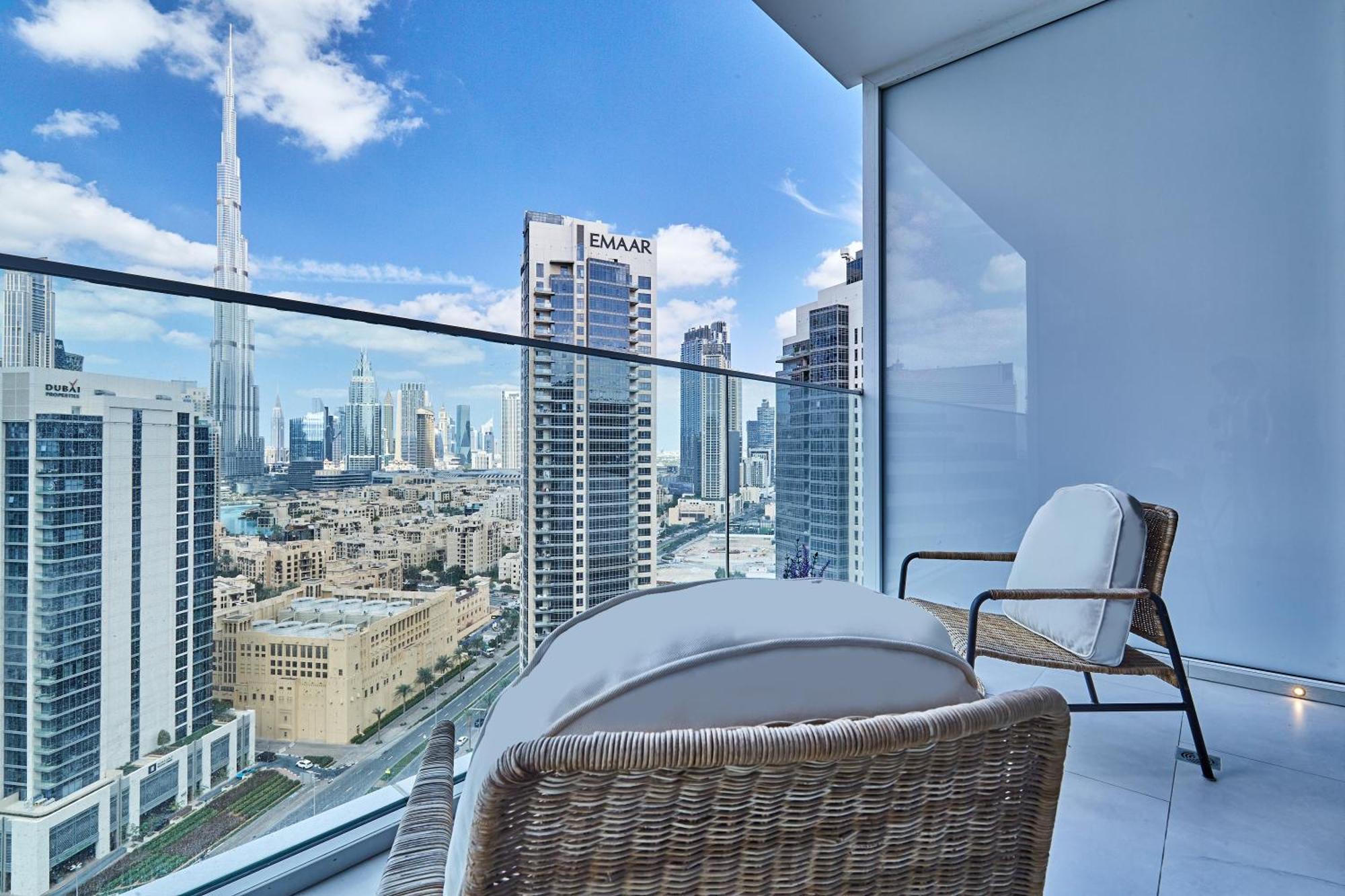 Luxury Studios With Burj Khalifa Or Canal View In Downtown - Marquise Square Tower Дубай Екстериор снимка